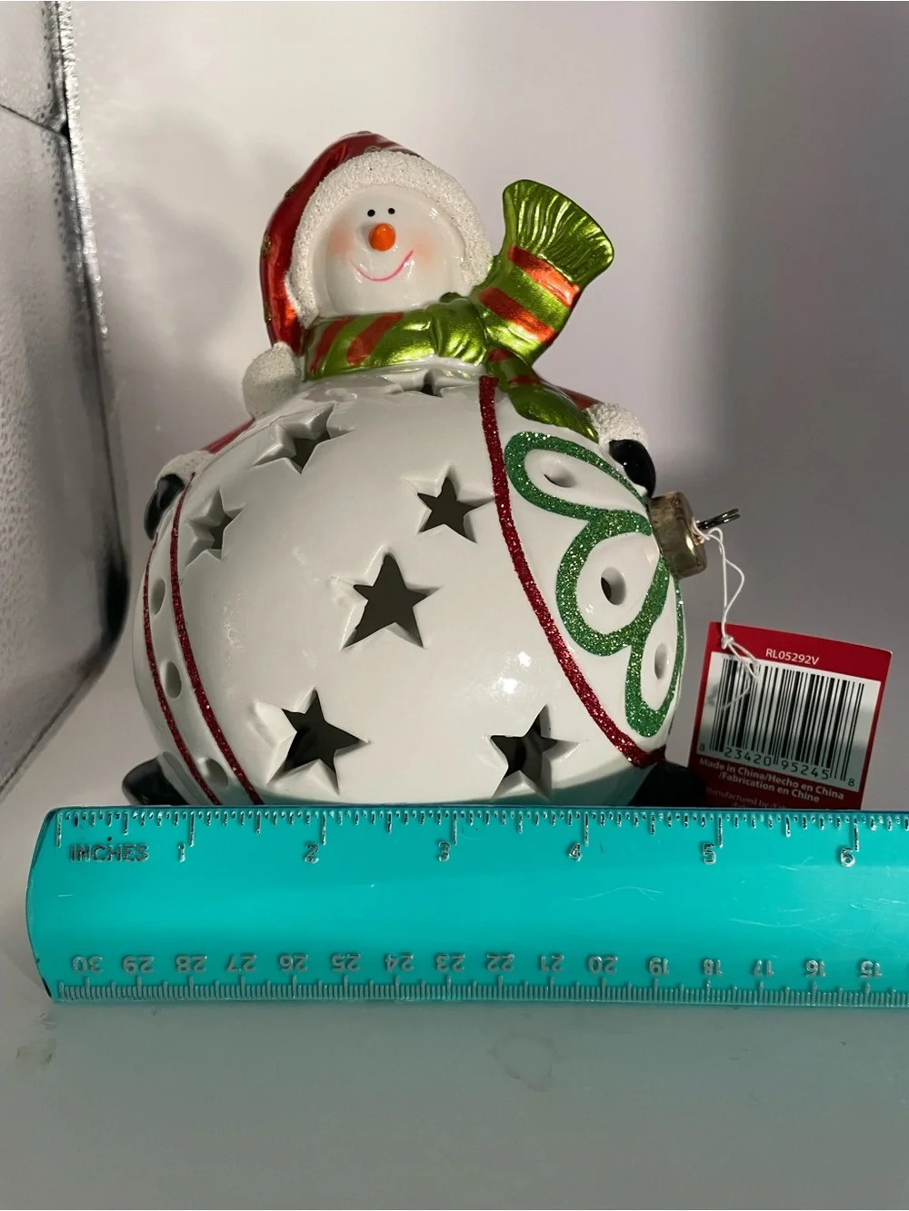 Christmas decoration lights up new tag boxed